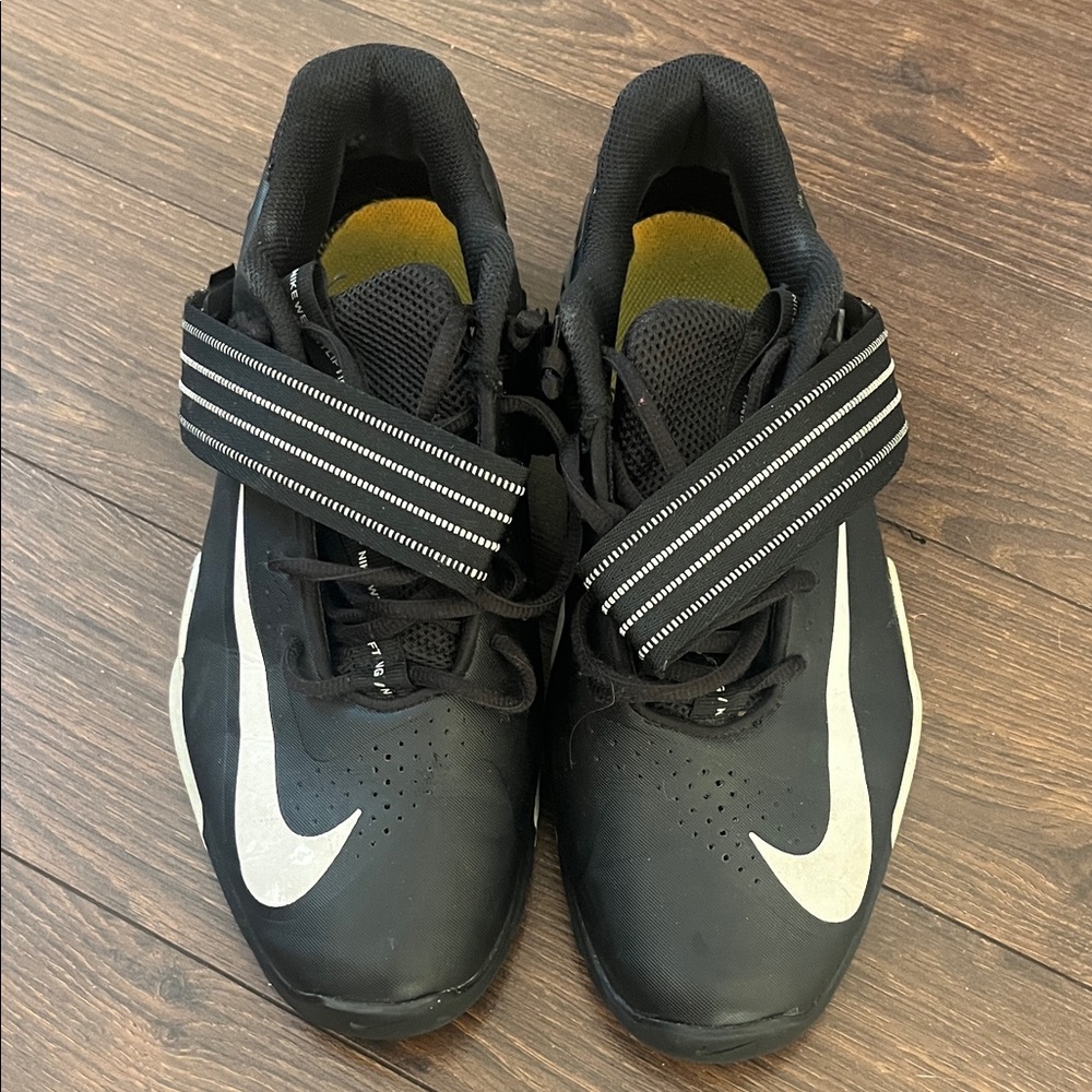 Nike weight lifting shoes, Black and White with Strap